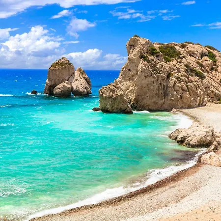 Sanders View * Peristerona (Paphos)